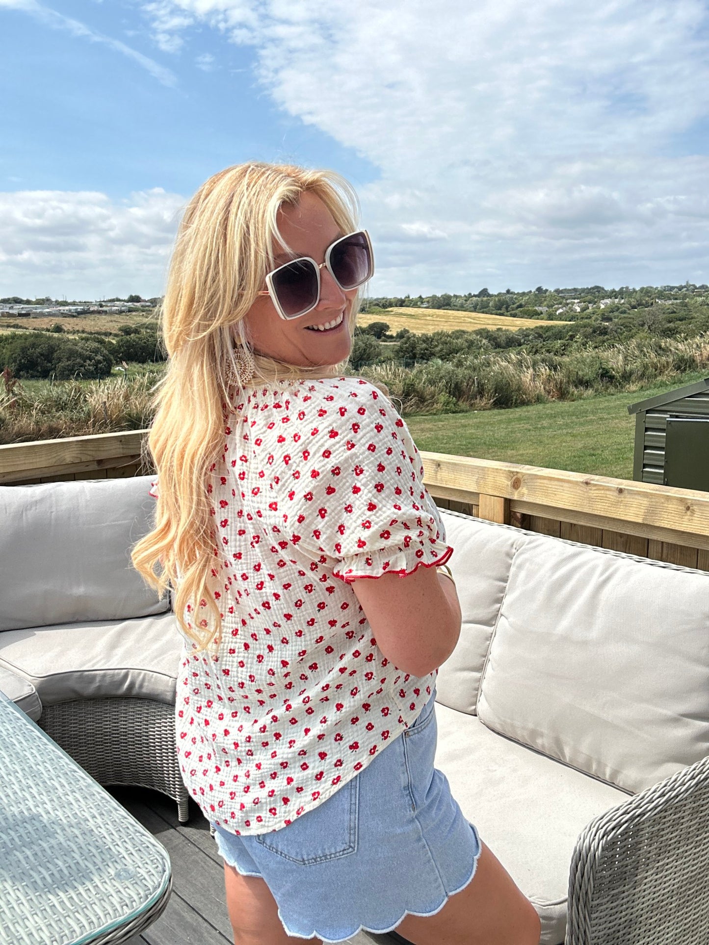Flossy shirt