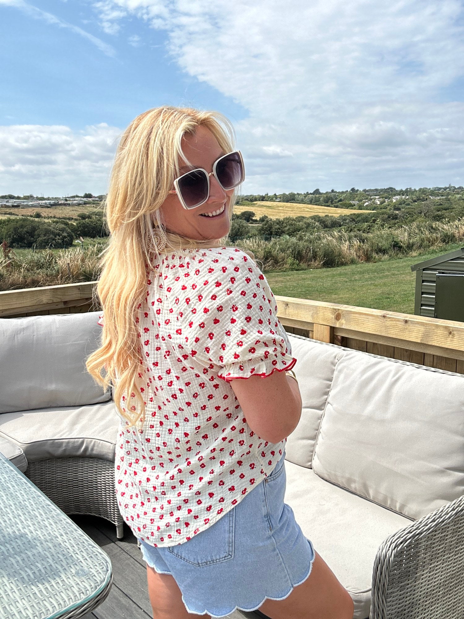 Flossy shirt
