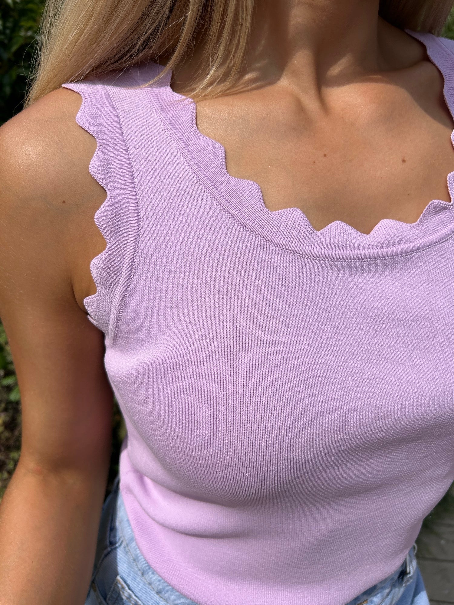 Sara Scallop Top Lilac - Image 3