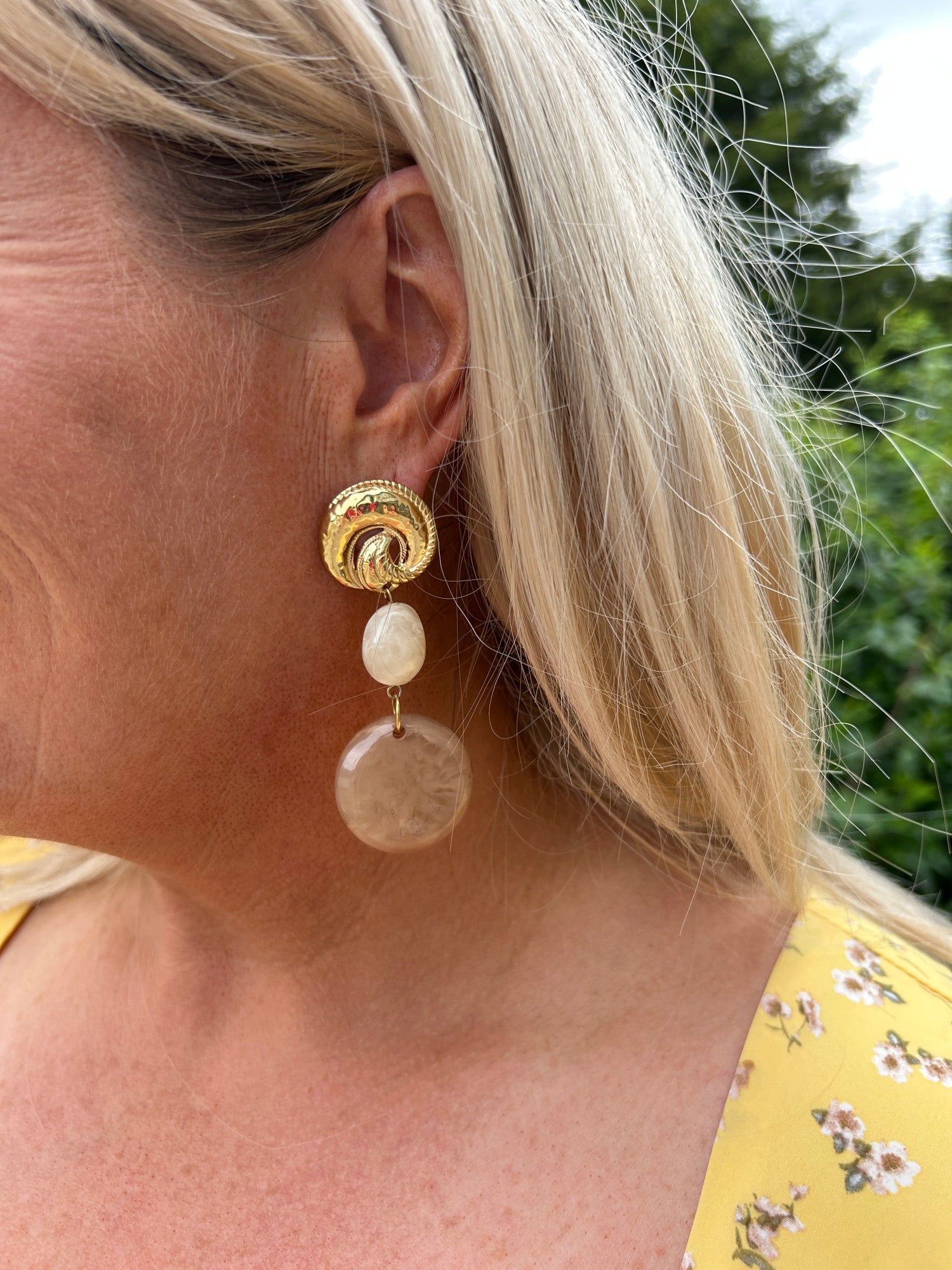 Mia Drop Earring Taupe