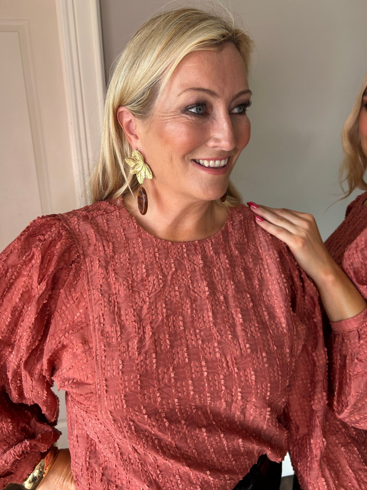 Isa Earring Brown