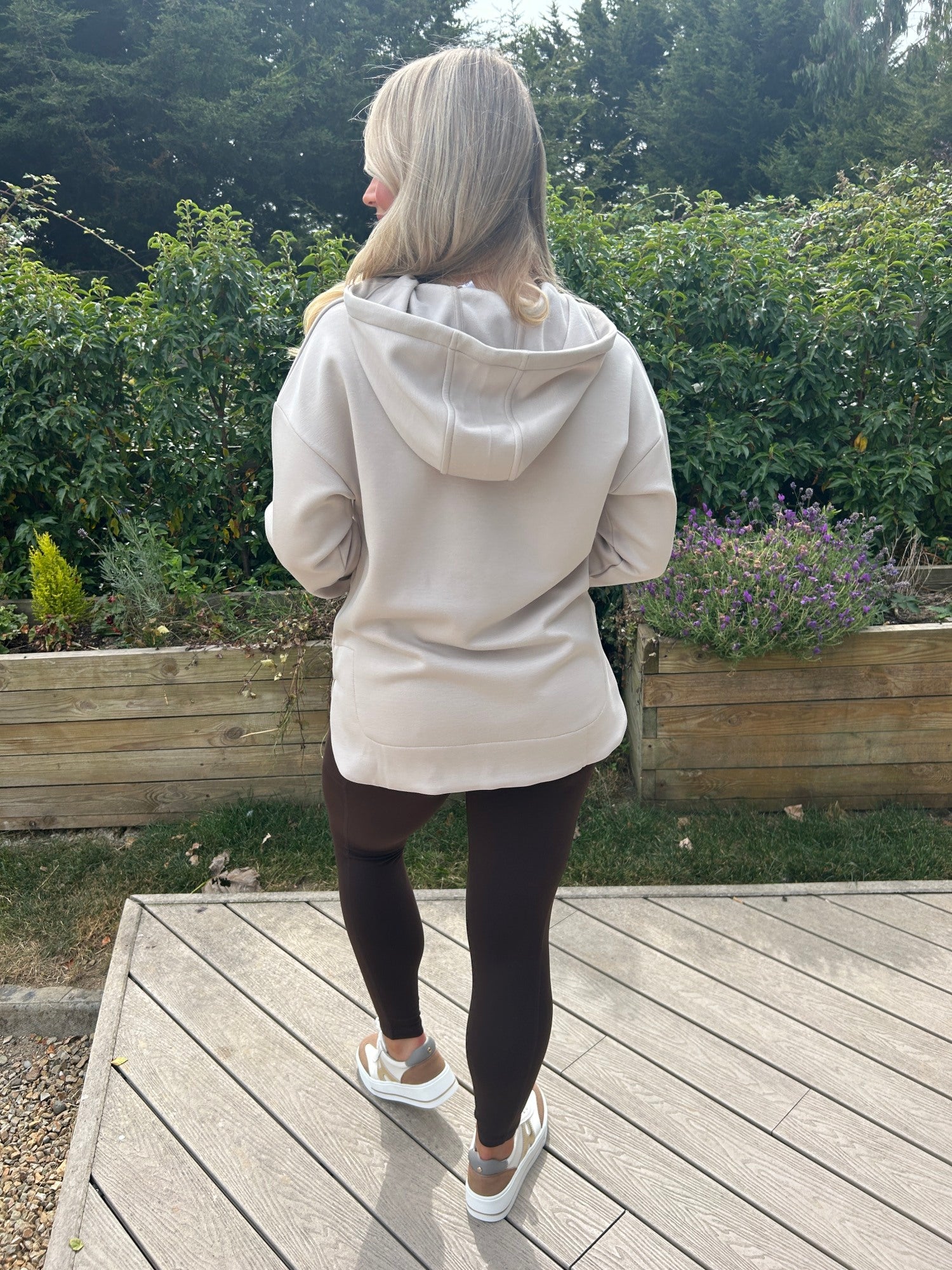 Rumi Hoody Stone - Image 7